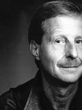 KJARTAN FLØGSTAD