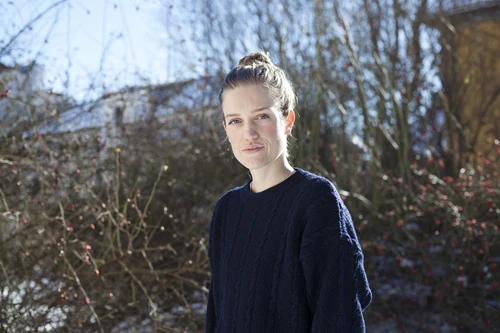 (DØDE) KVINNER OG POESI