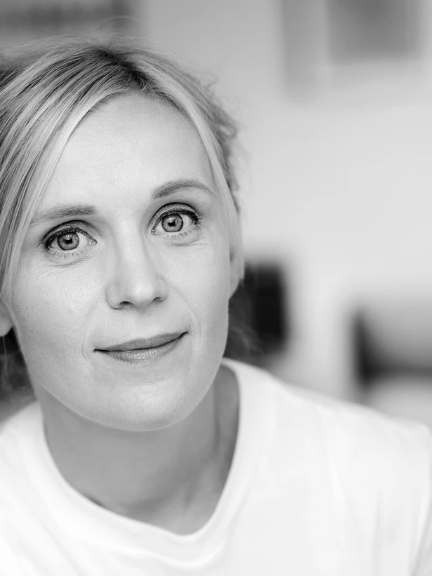 KJERSTI ANNESDATTER SKOMSVOLD