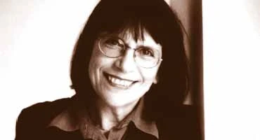 MØT LESLIE KAPLAN