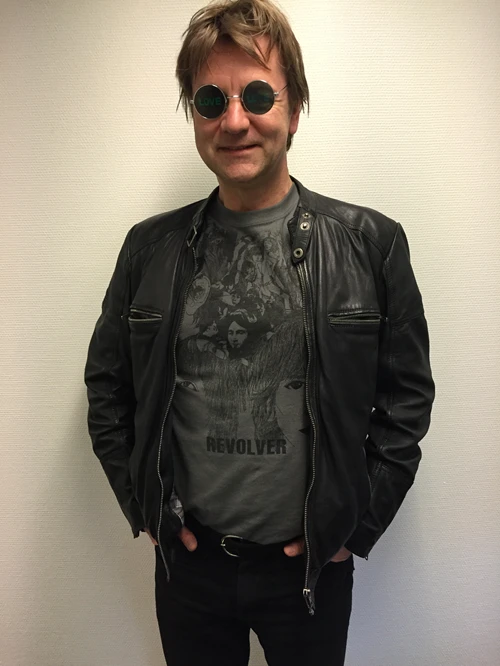 JOHN LENNON 75 ÅR. 