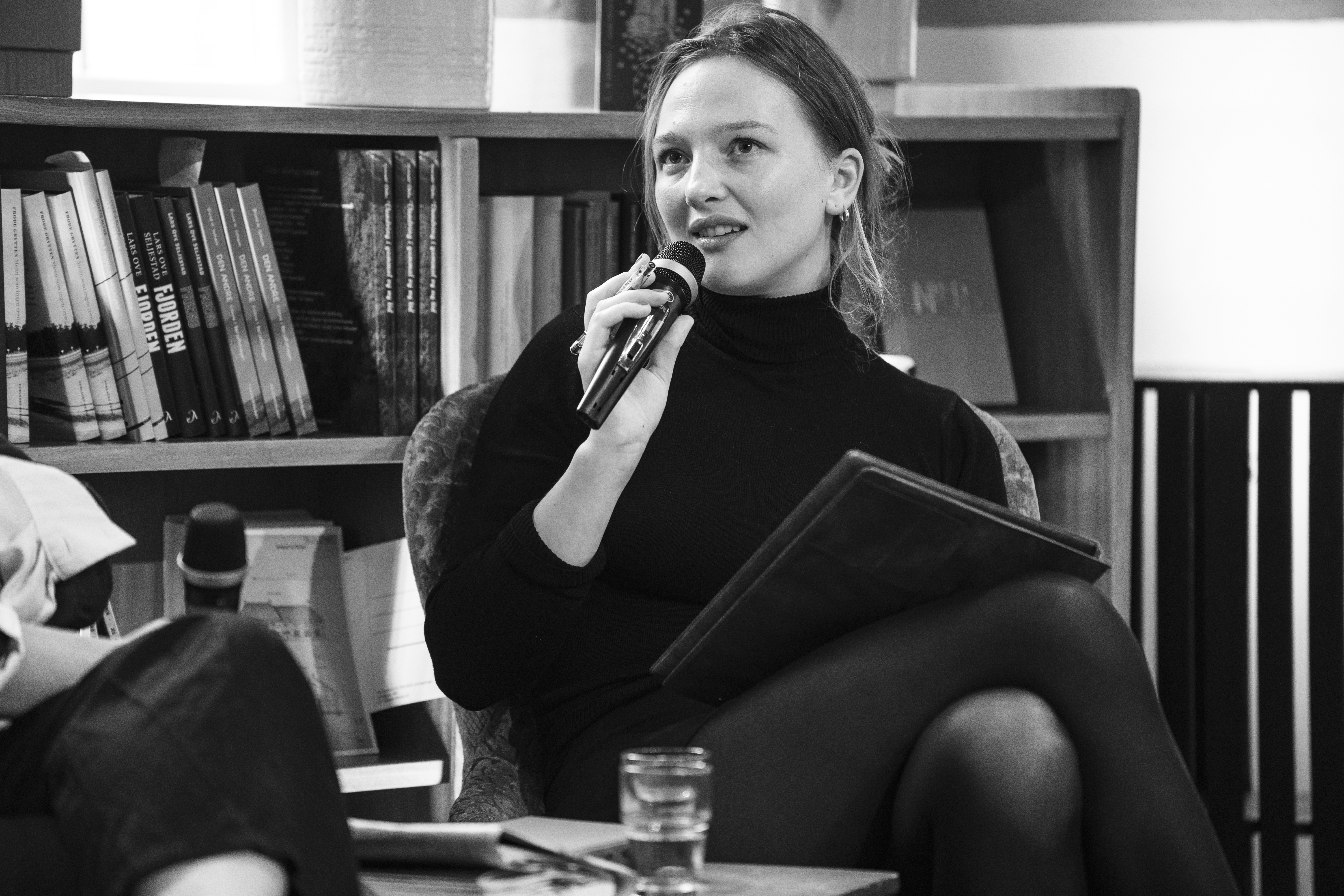 TORA SANDEN DØSKELAND